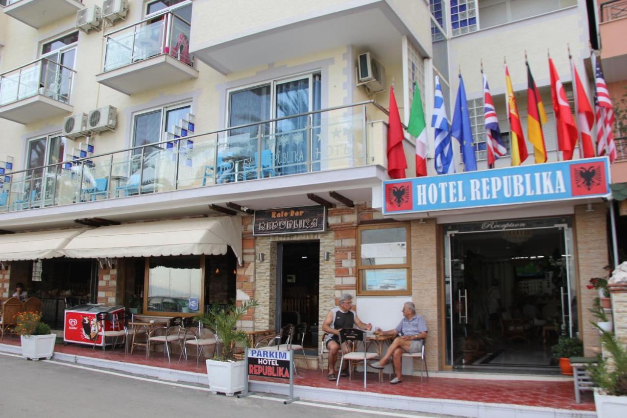 Republika Hotel Sarandë Eksteriør billede