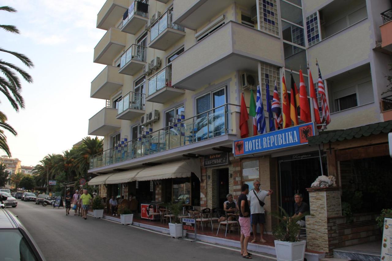 Republika Hotel Sarandë Eksteriør billede