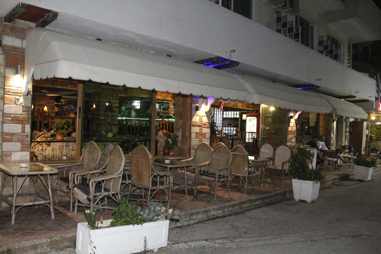 Republika Hotel Sarandë Eksteriør billede